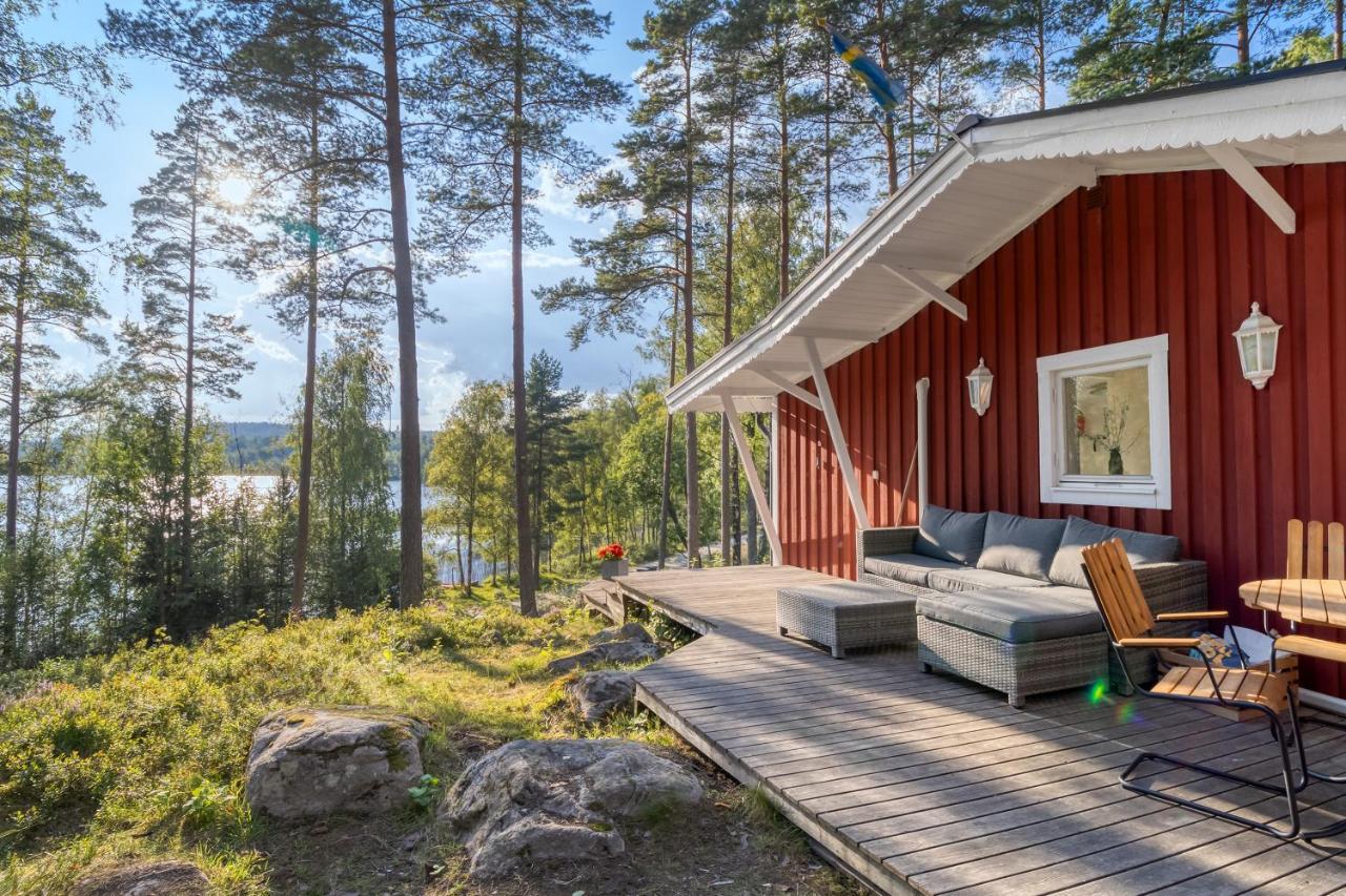 Lake Cottage Near Isaberg Asenhoga Exterior photo